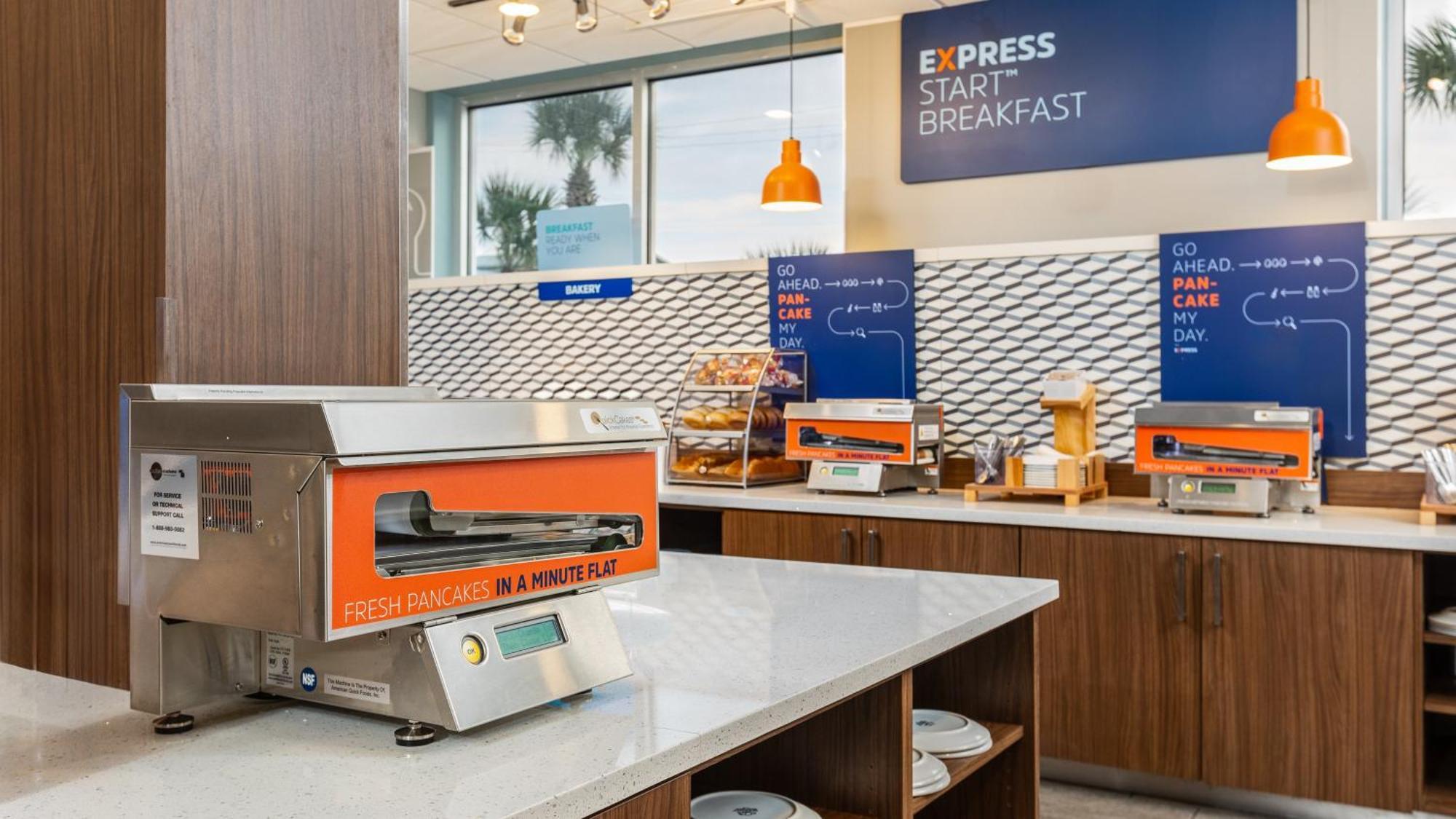Holiday Inn Express & Suites Panama City Beach Beachfront By Ihg Luaran gambar
